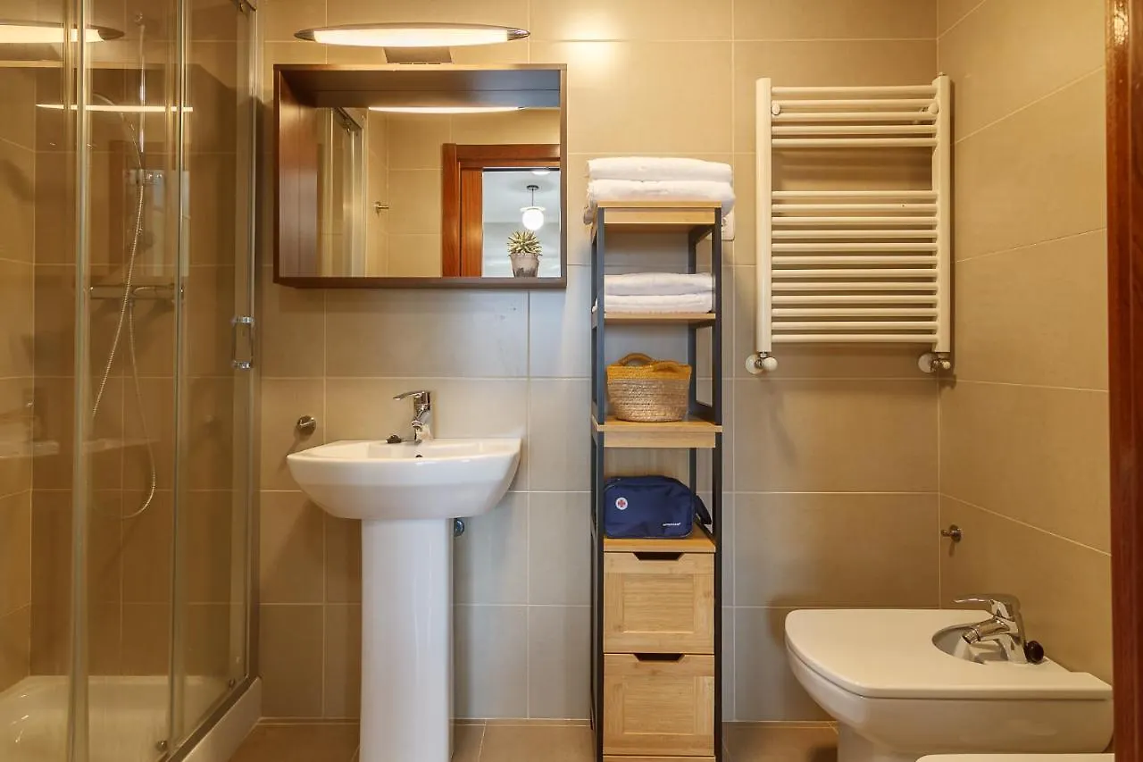 Olabeaga, Vivienda Turistica Urbana De Diseno Con Wifi Lejlighed Bilbao 0*,
