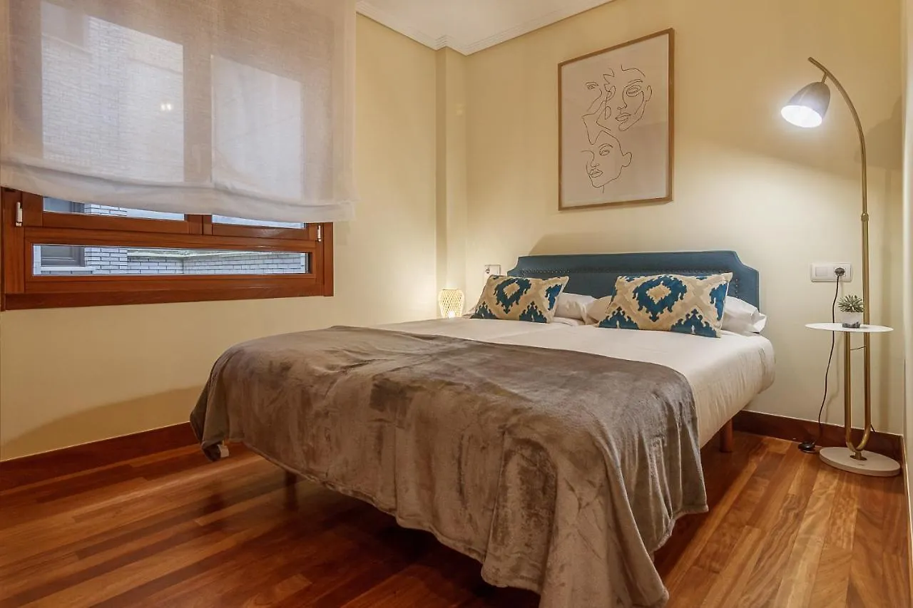 Olabeaga, Vivienda Turistica Urbana De Diseno Con Wifi Lejlighed Bilbao 0*,
